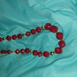 Sarah Coventry NWOT Beaded Necklace